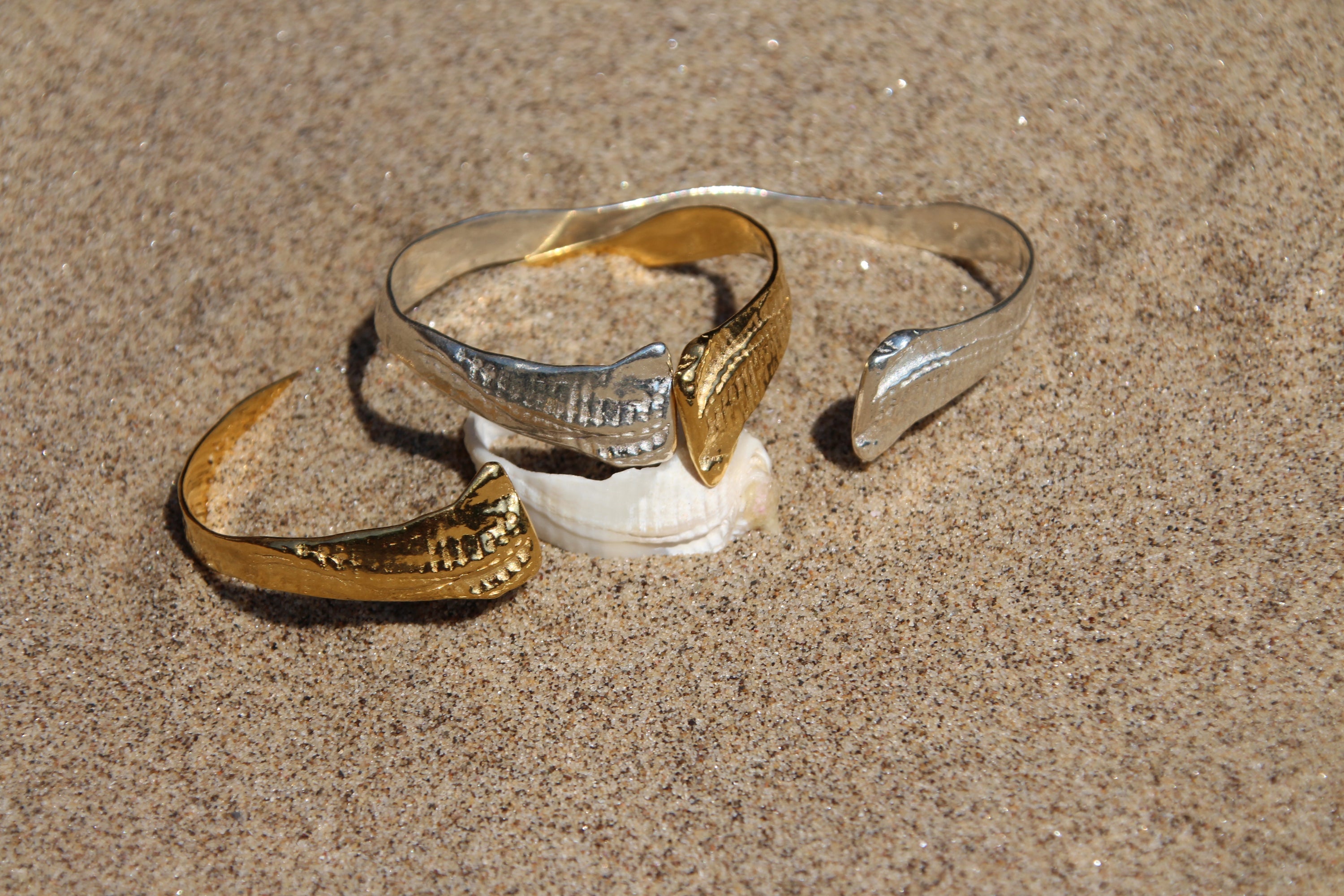 Shell Texture Bangle