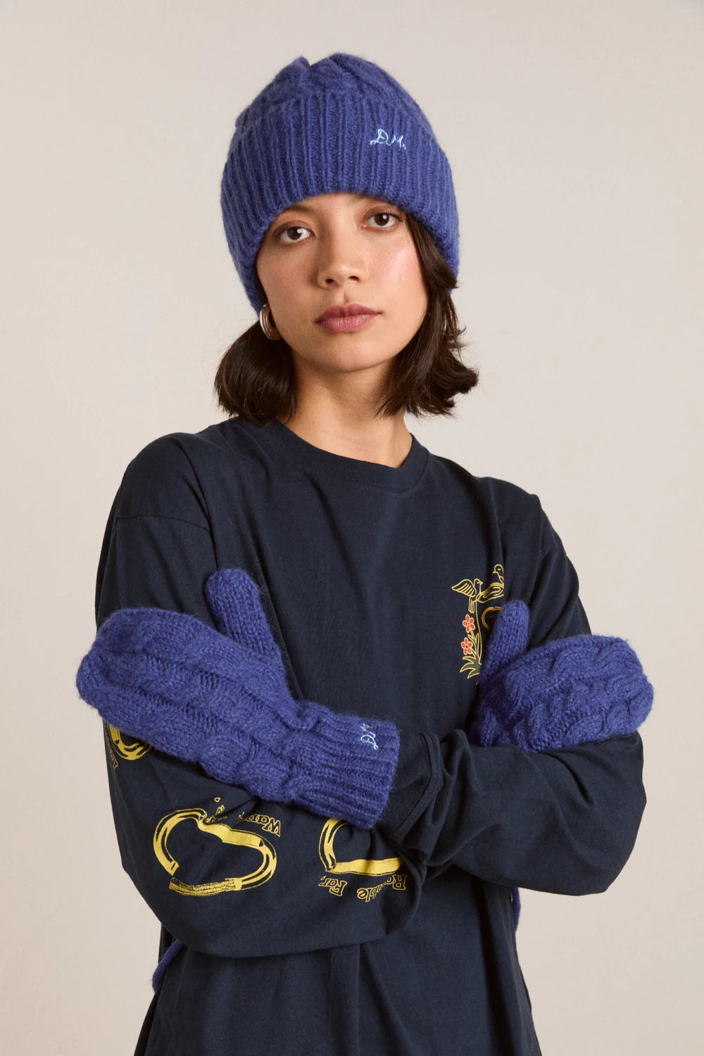 Cable String Mittens - Cobalt Blue