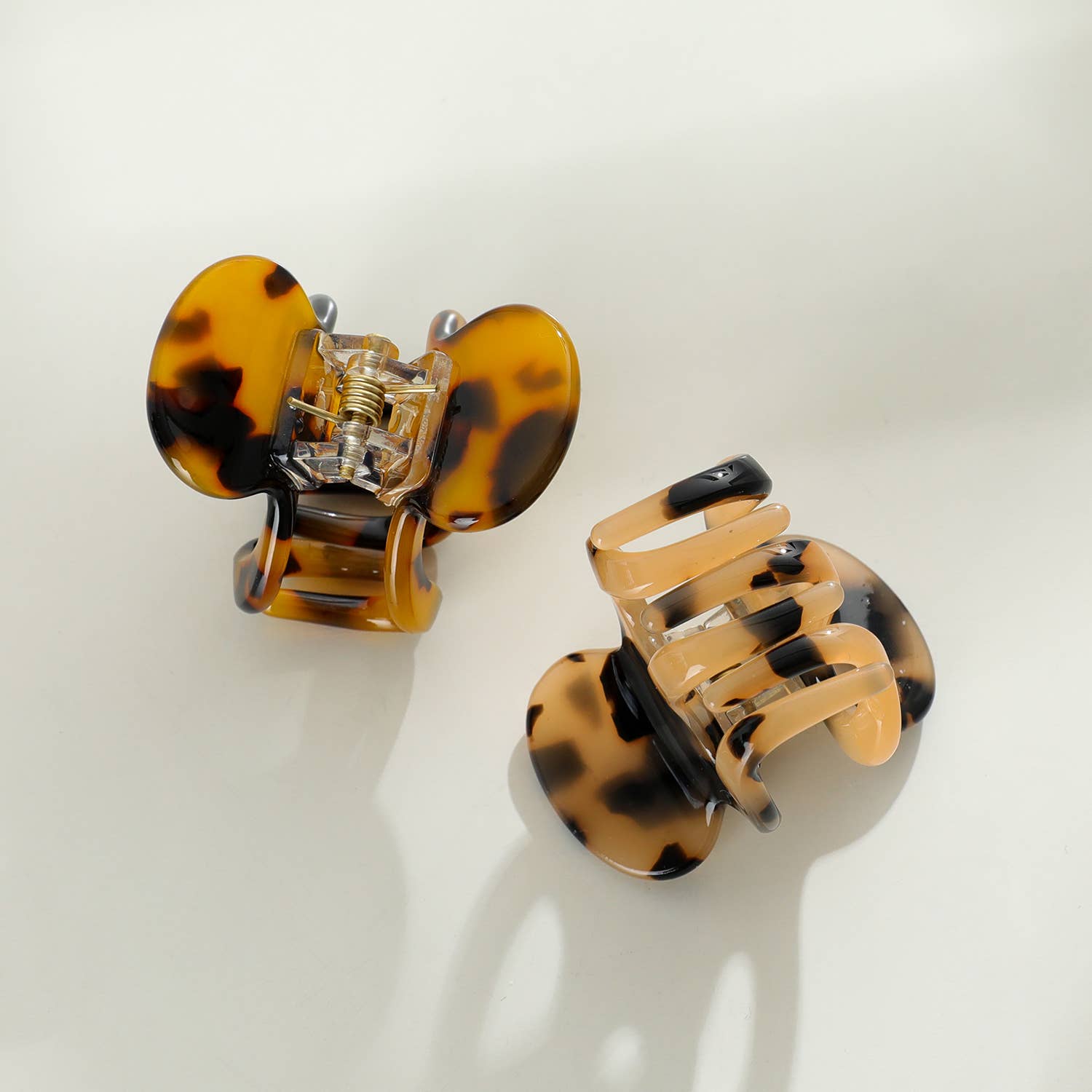 Amber Core | Mini Octopus Claw Clip