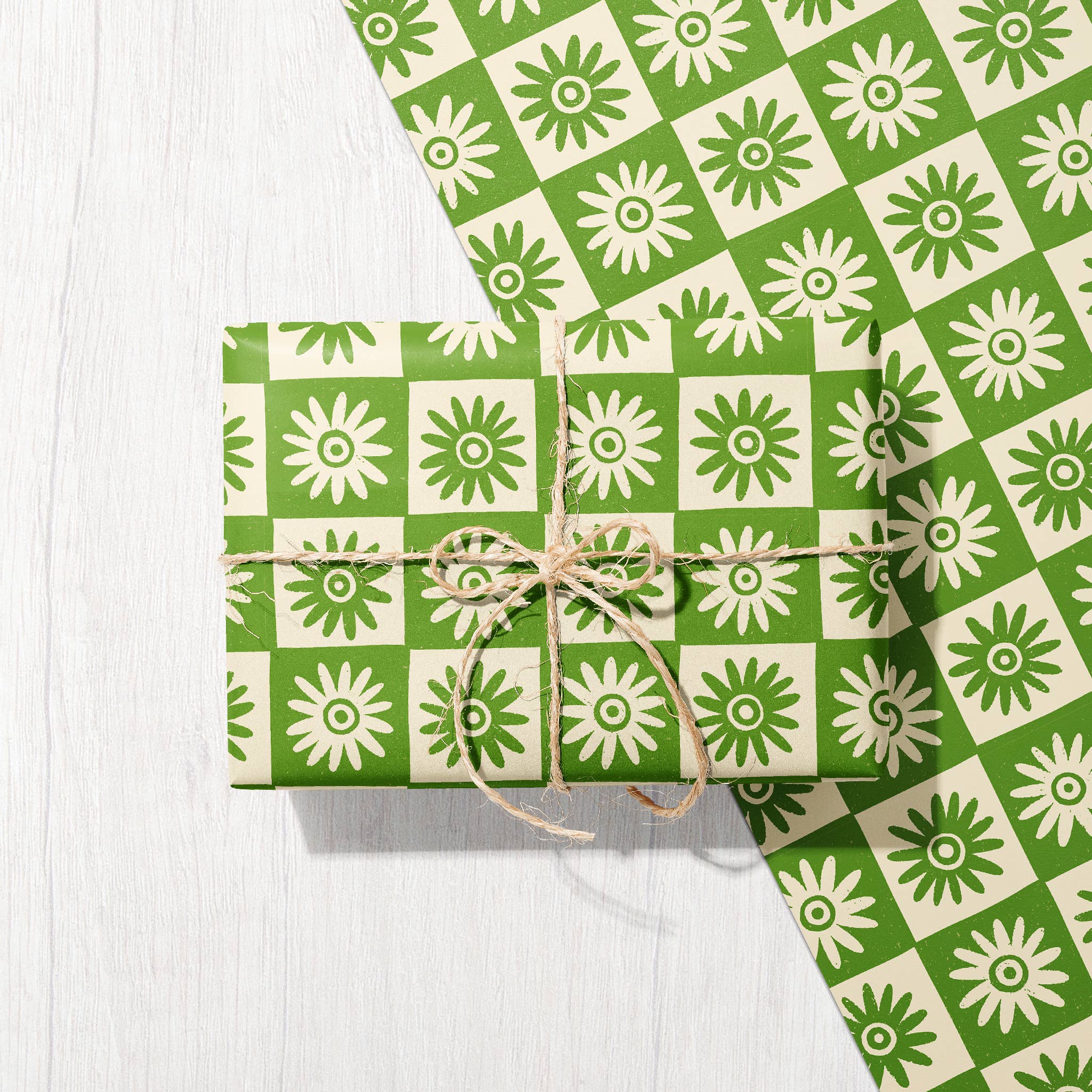 Daisy Wildflower | Modern-Retro Recycled Gift Wrap Paper