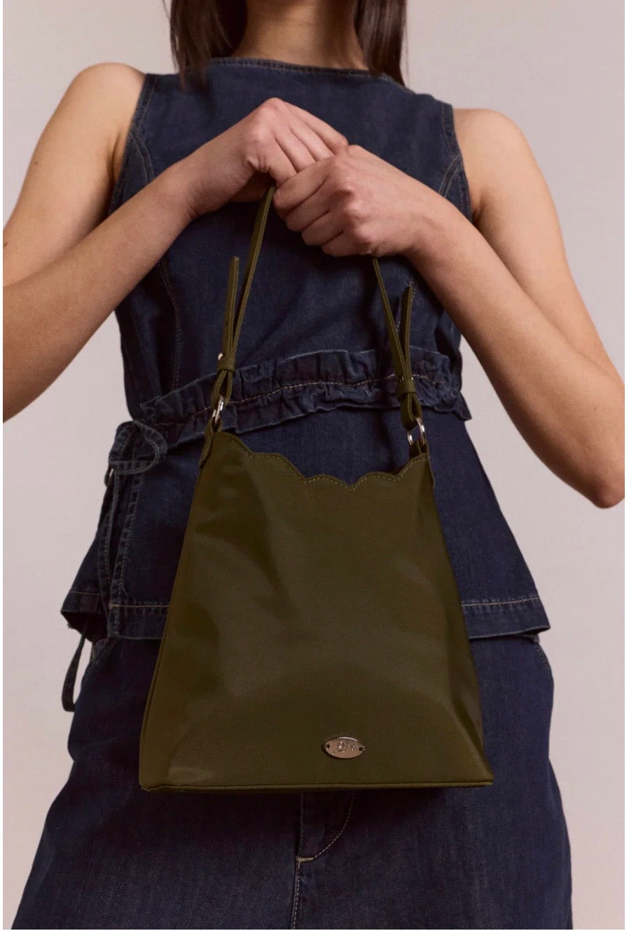 Lorelai bag in Heavy Satin Olive