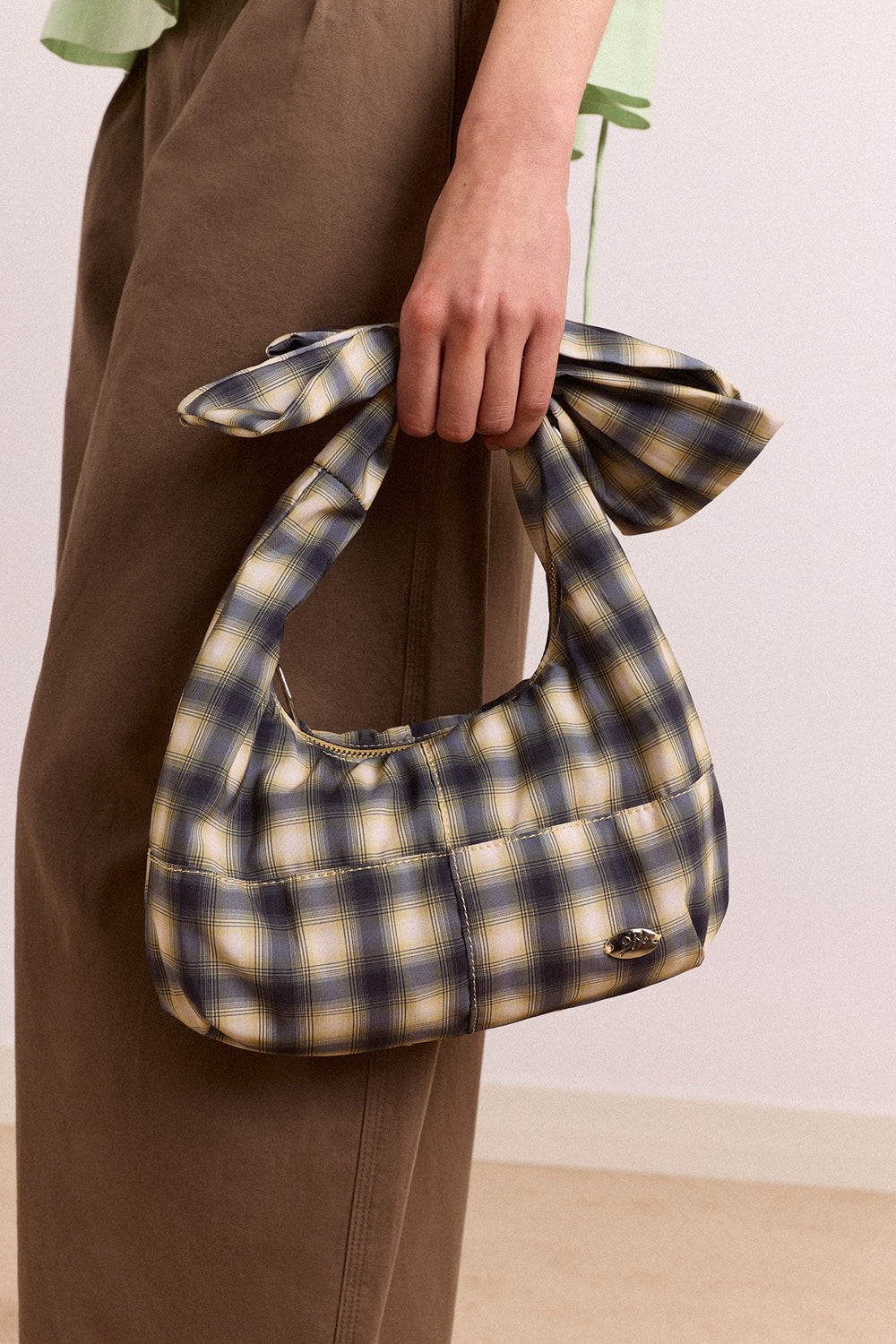 Roo Check Tie Bag - Cardamon