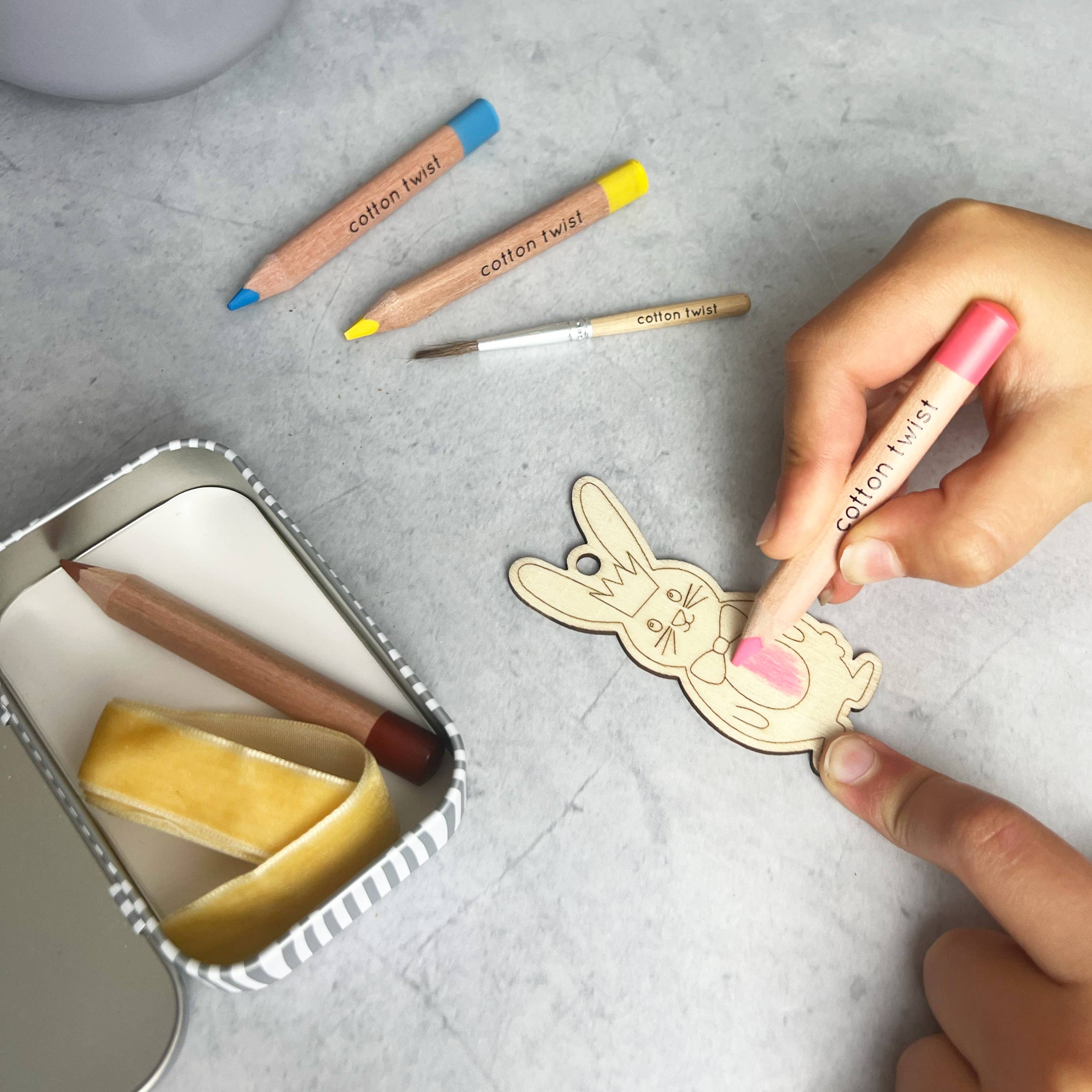 Make Your Own Christmas Bunny Decoration