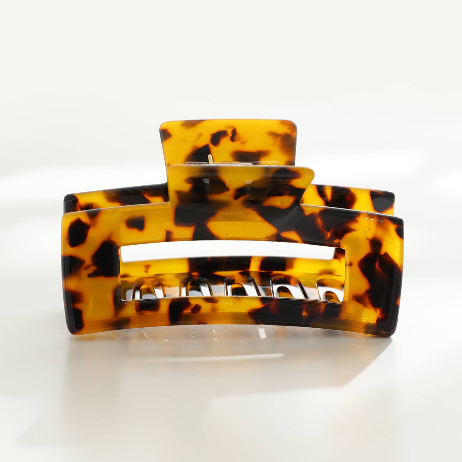 Luna Medium | Classic Medium Rectangle Claw Clip