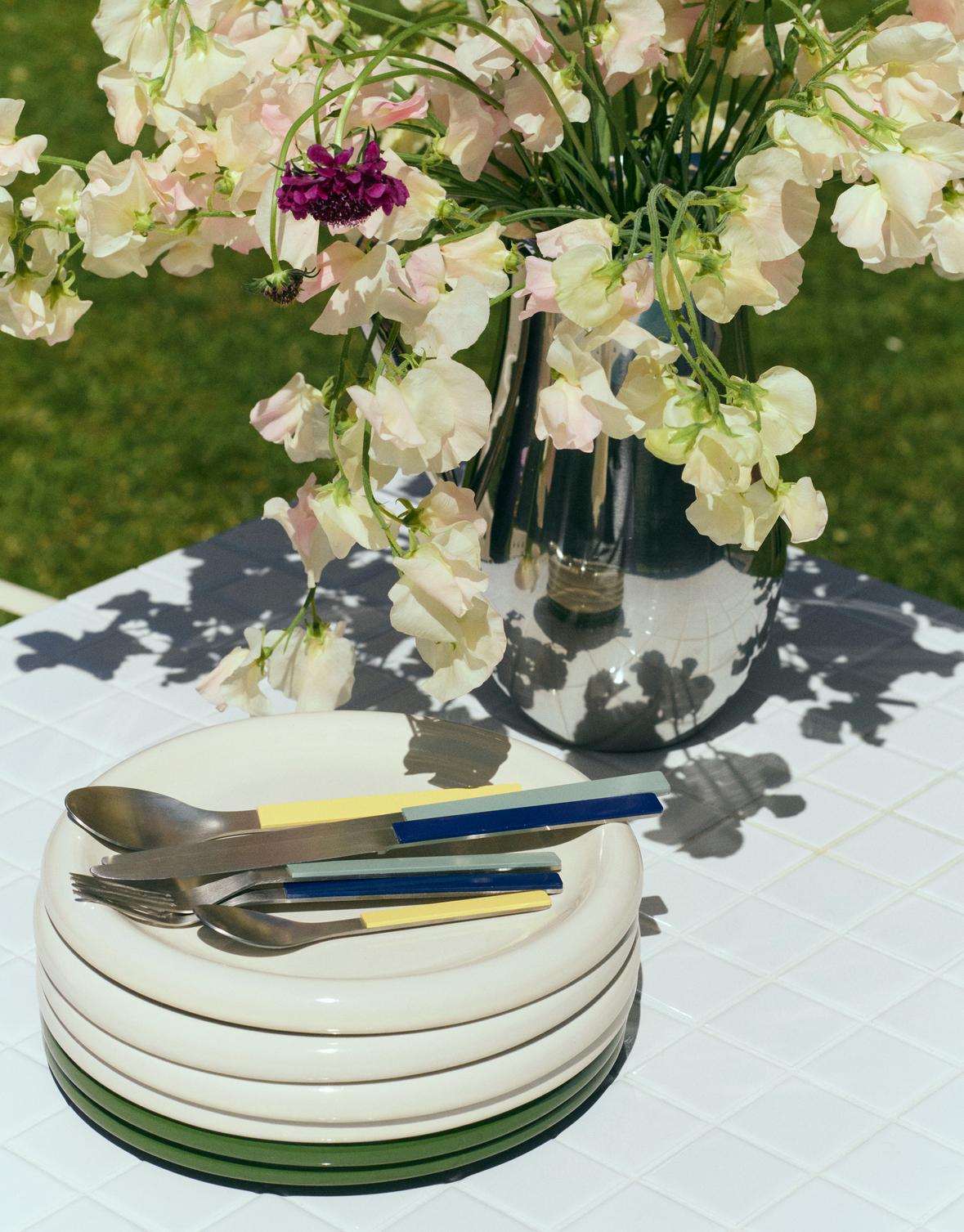 Off White Barro Plates - Set of two