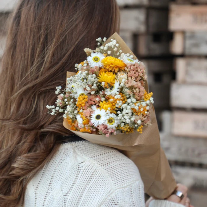 Dried Glow Bouquet