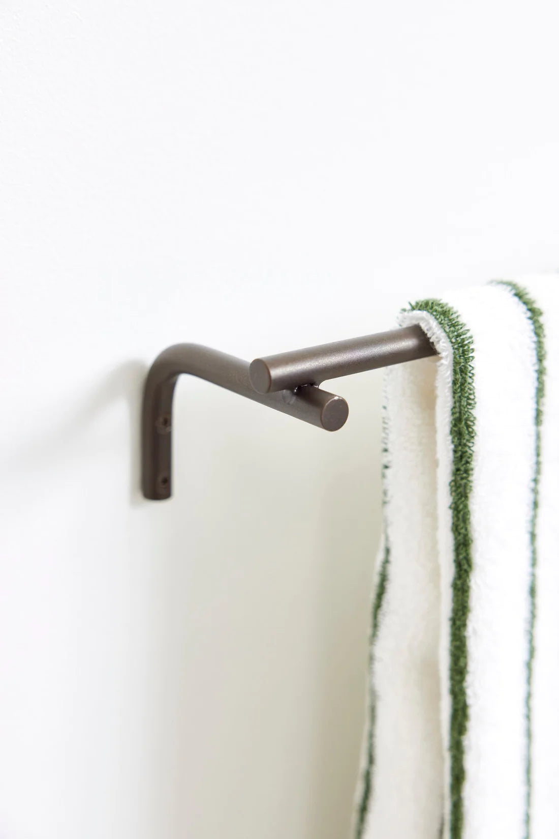 Pieni Towel Holder - Dark Brown