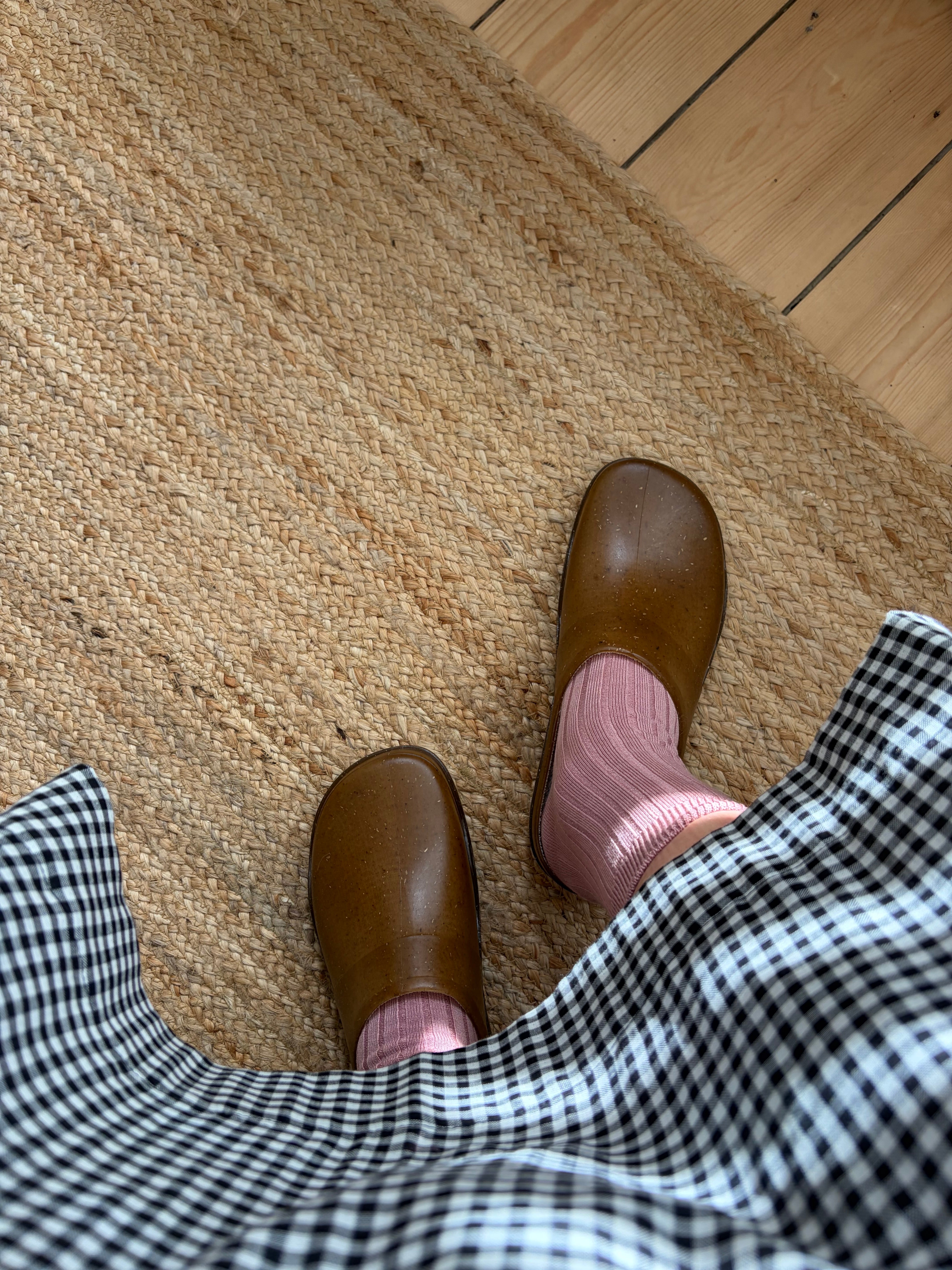 Nirvana Clog