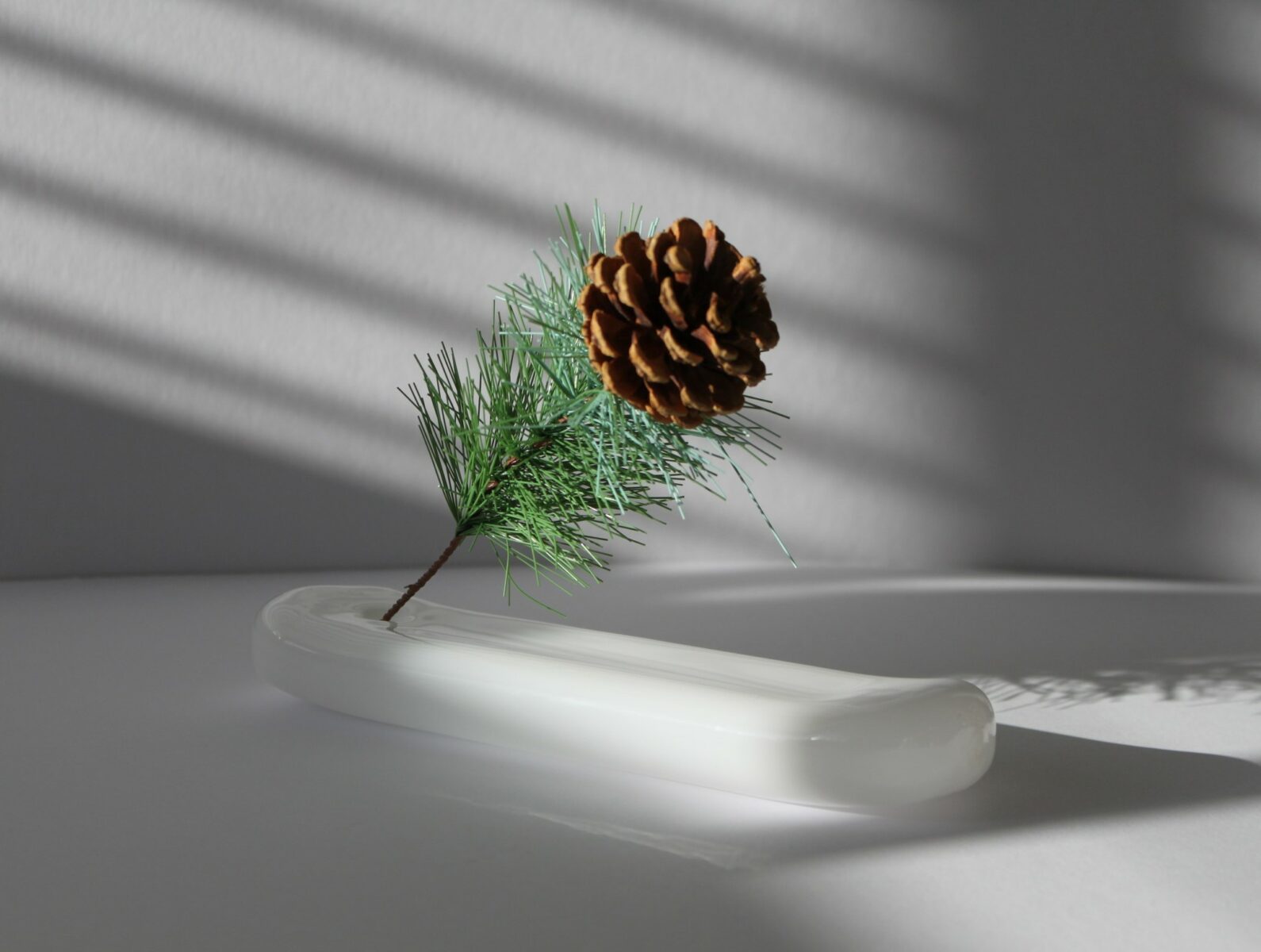 Lilo Incense Holder - Milky White