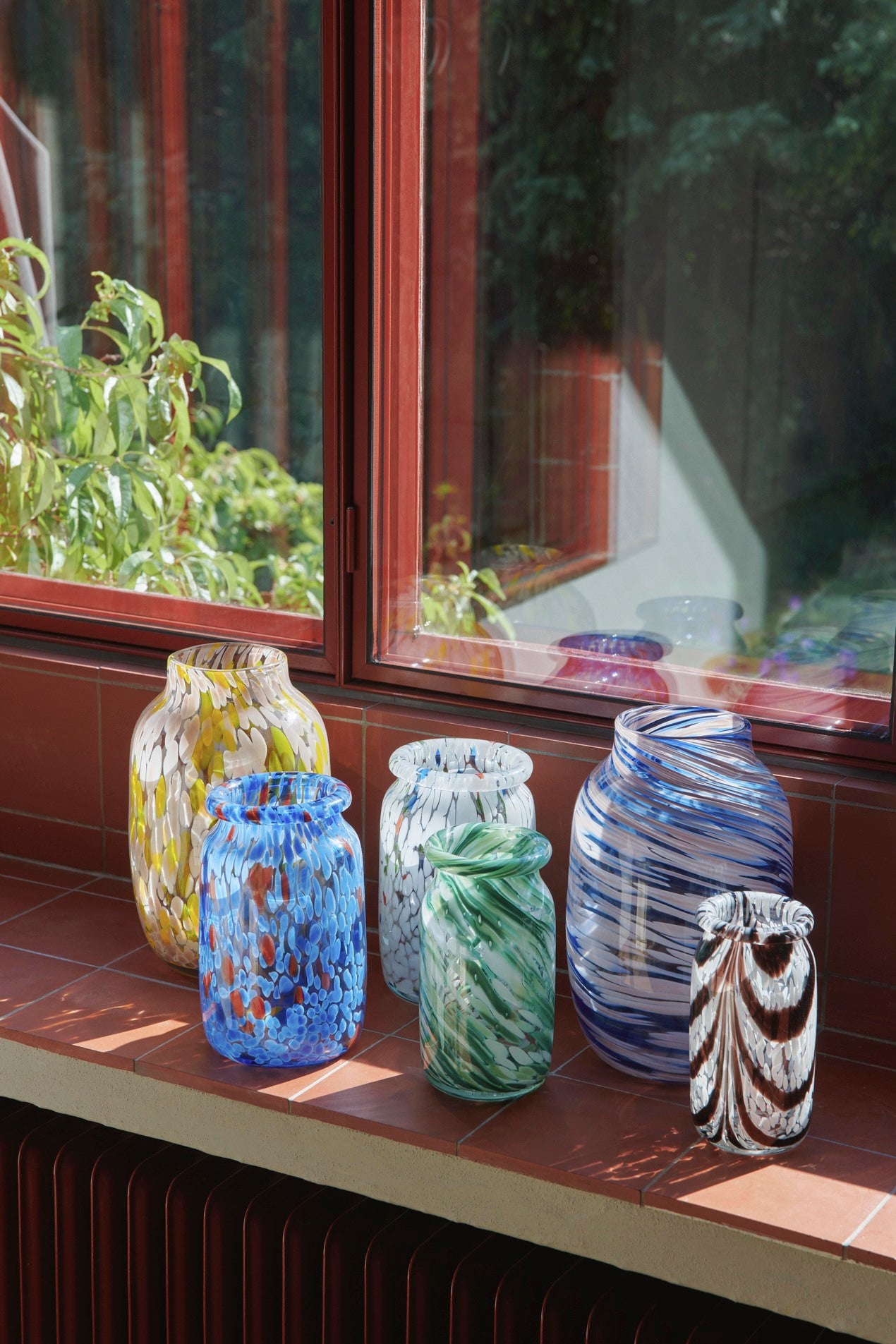 Splash Roll Neck Vase