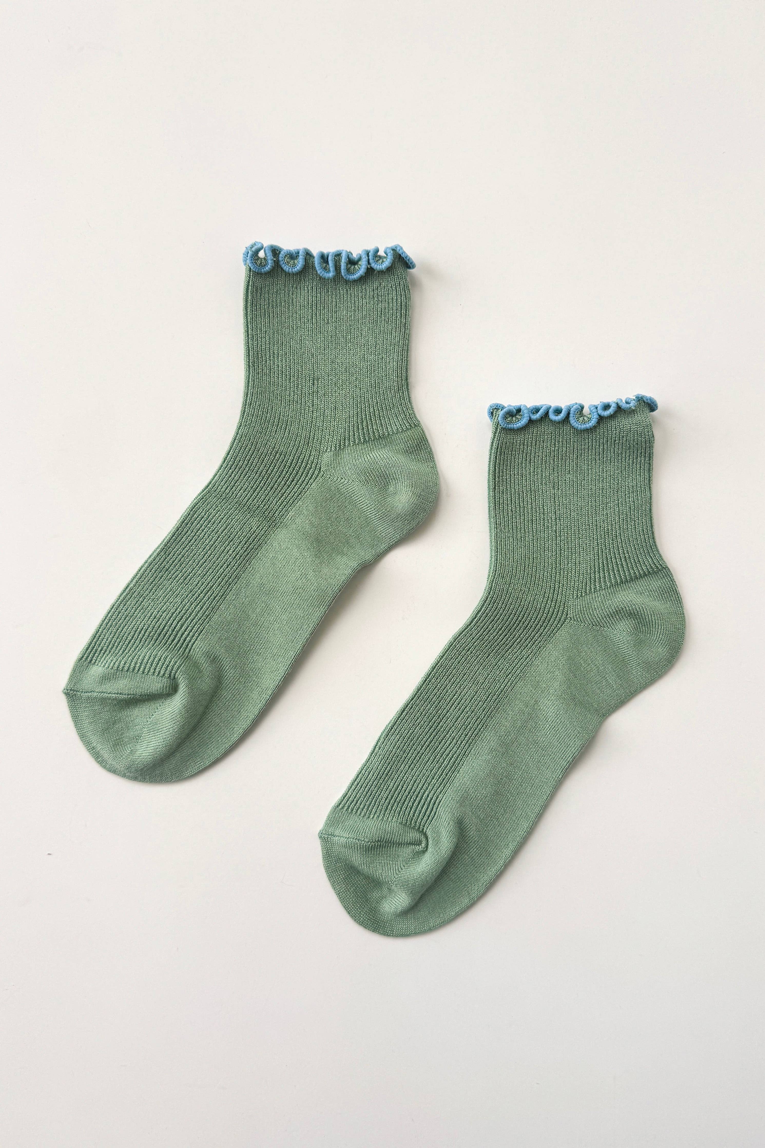 The Petite Ruffled Modal Socks