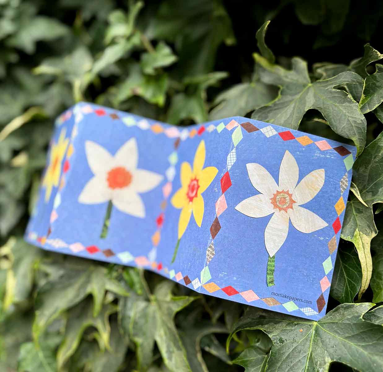 Patchwork Daffodil Concertina Card | Mother’s Day Card 