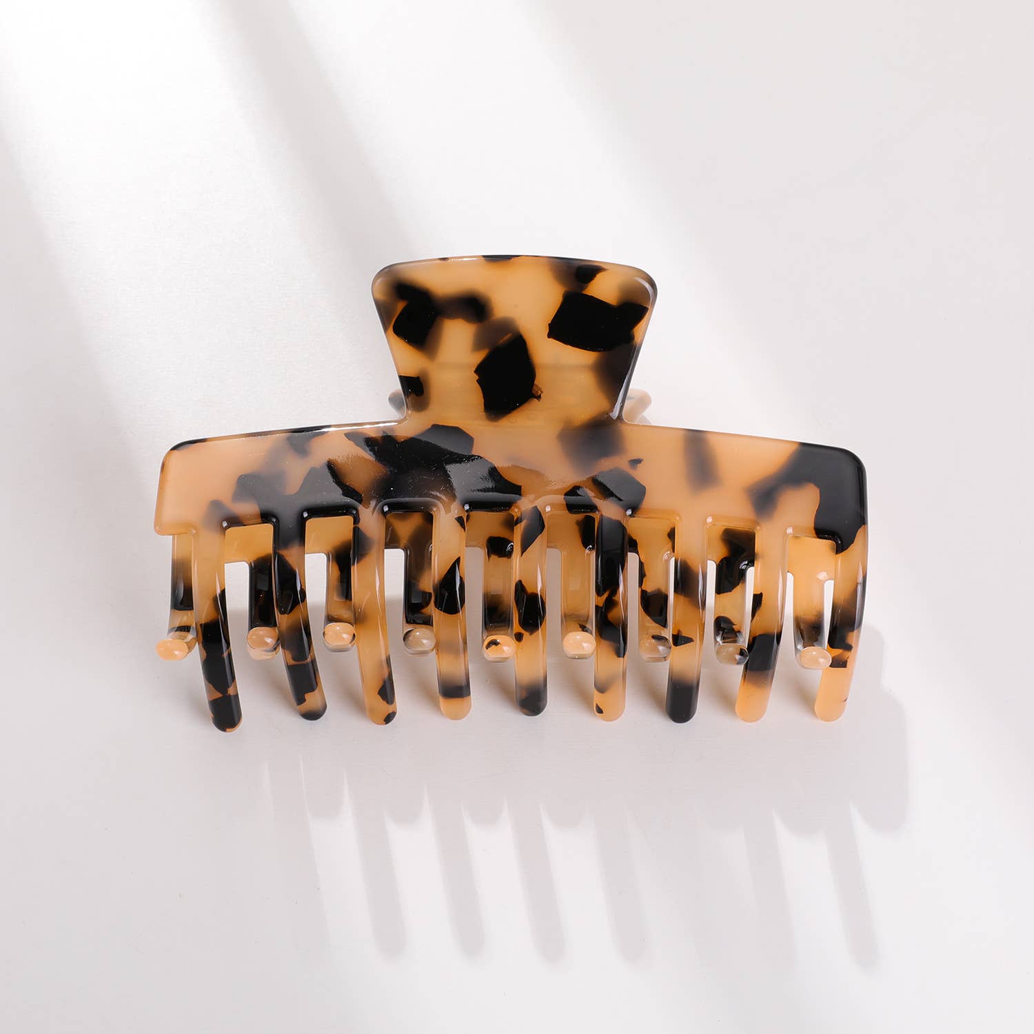 Chloe | Classic Large Rectangular Barrel Claw Clip