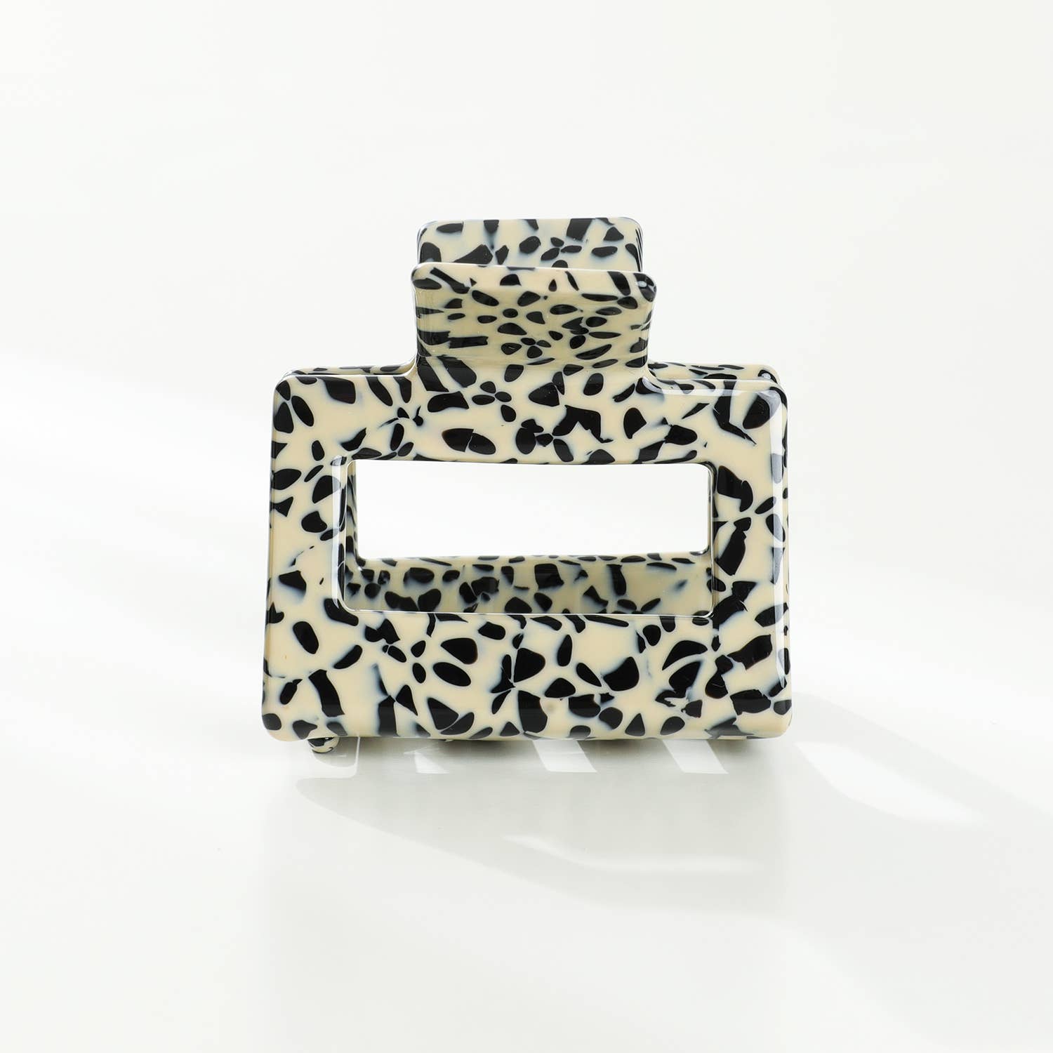 Simone Small | Classic Small Square Claw Clip