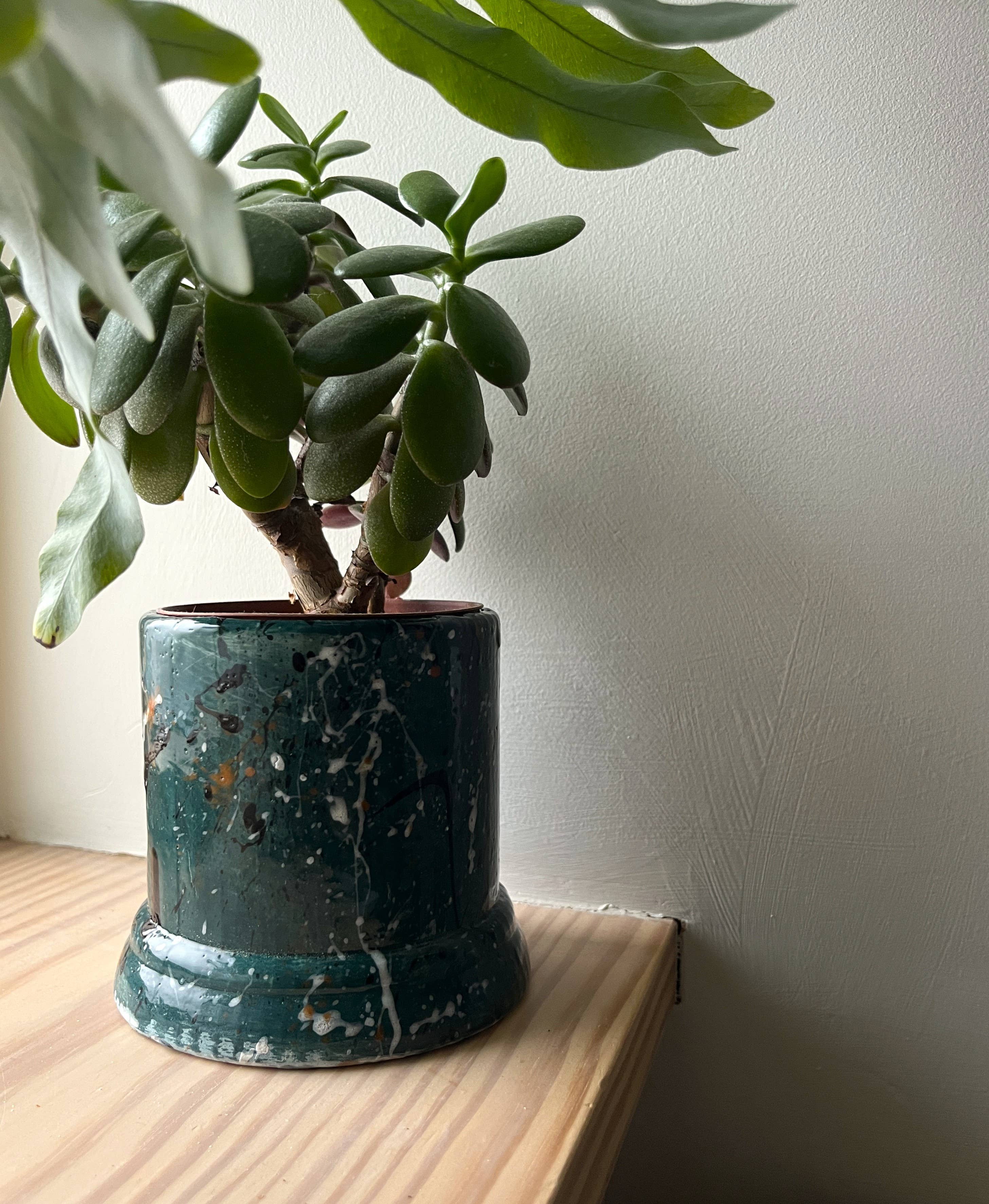 Handle-less Ceramic Mug | Black | White | Pine Green