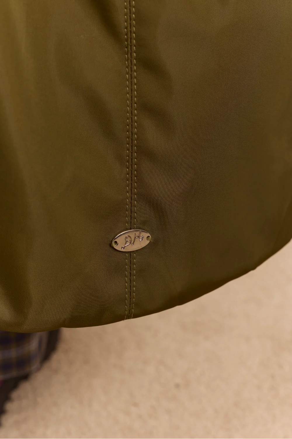 Gene Oversized Bag in Olive