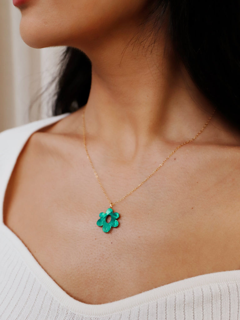Mia Necklace Emerald